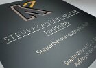 Edelstahl Schild matt schwarz Pulver beschichtet, Lasergravur