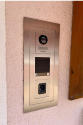 Edelstahlrahmen, passend fr Hikvision Trstationen