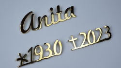 Grabschrift klein Edelstahl mit Echtgold vergoldet